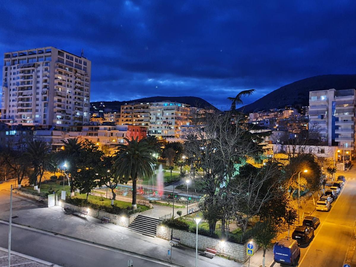 Joan 3* Sarandë